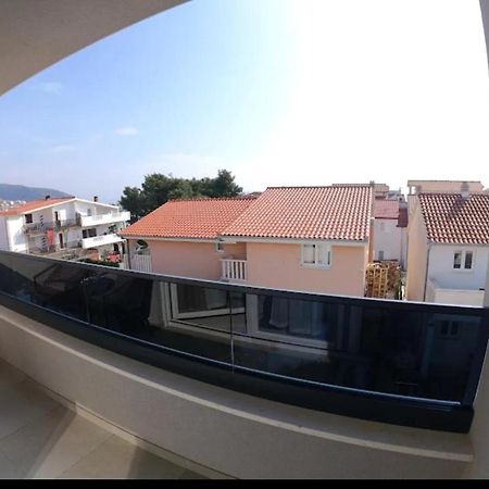 شقة New Apartman P & B تروغير المظهر الخارجي الصورة