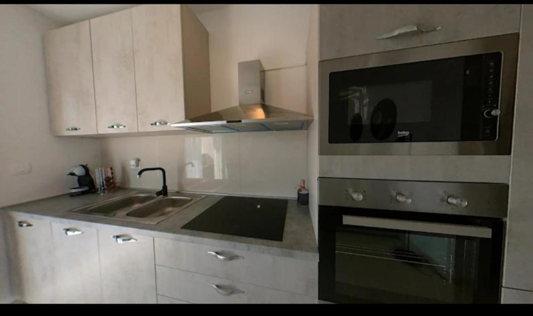 شقة New Apartman P & B تروغير المظهر الخارجي الصورة