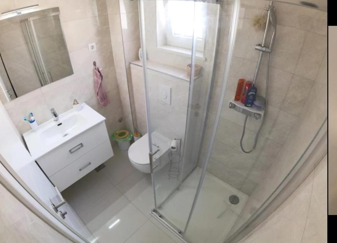 شقة New Apartman P & B تروغير المظهر الخارجي الصورة