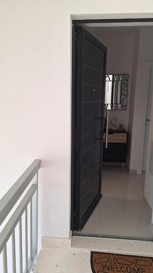 شقة New Apartman P & B تروغير المظهر الخارجي الصورة